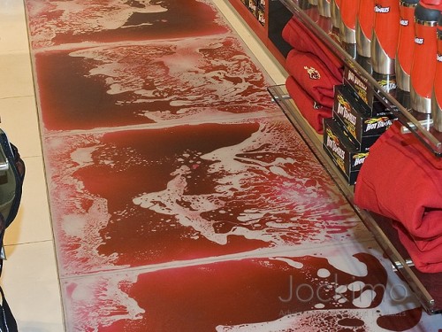 peeps liquidlava close2