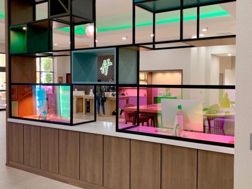 holiday inn dichroglass full