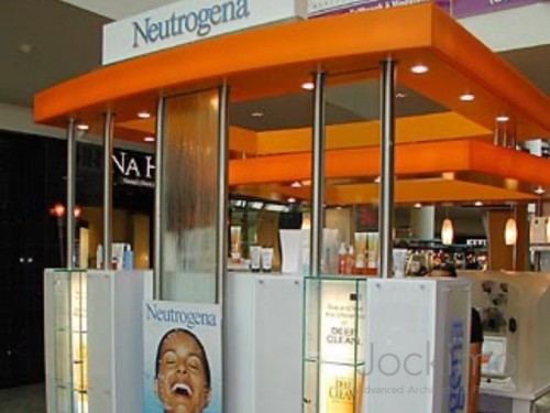 Neutrogena kiosk